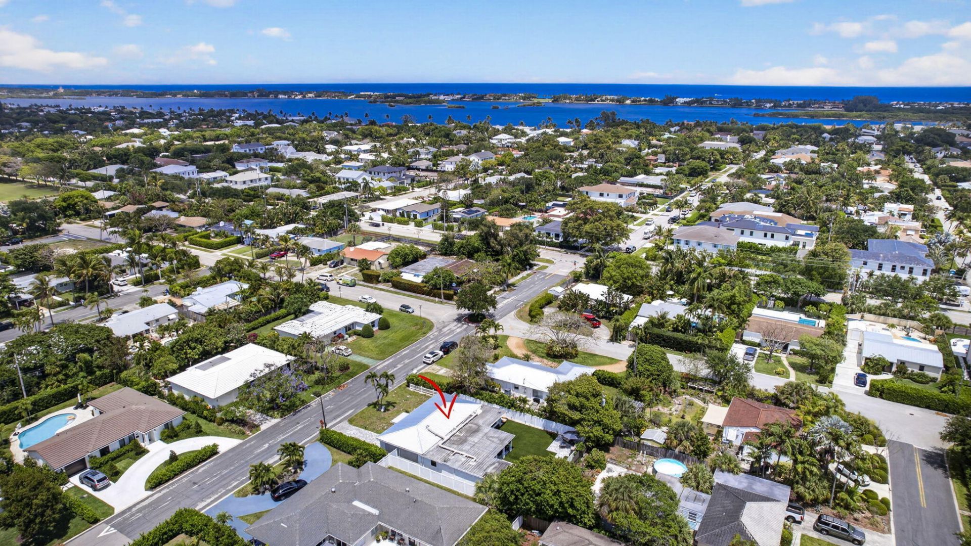 326 Alhambra Place, West Palm Beach, FL 33405 Photo