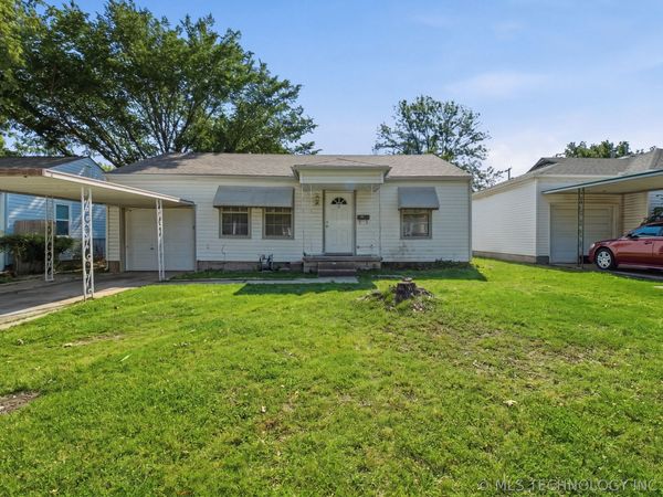 4523 S 28th West Avenue, Tulsa, OK 74107