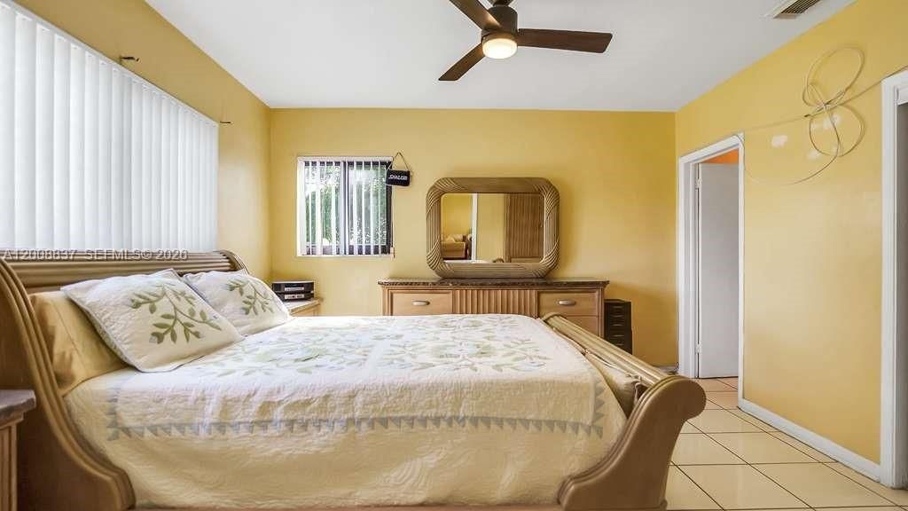 1201 NE 144th St, Miami, FL 33161 Photo