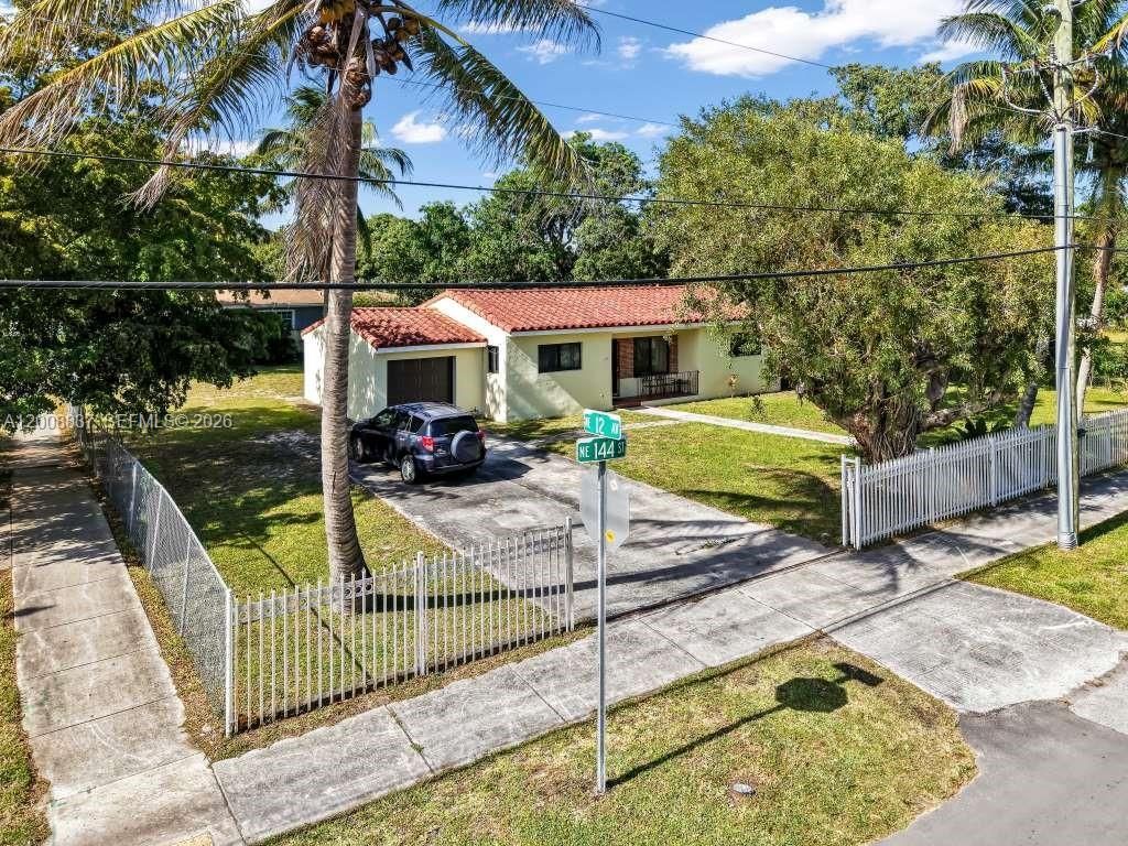 1201 NE 144th St, Miami, FL 33161 Photo
