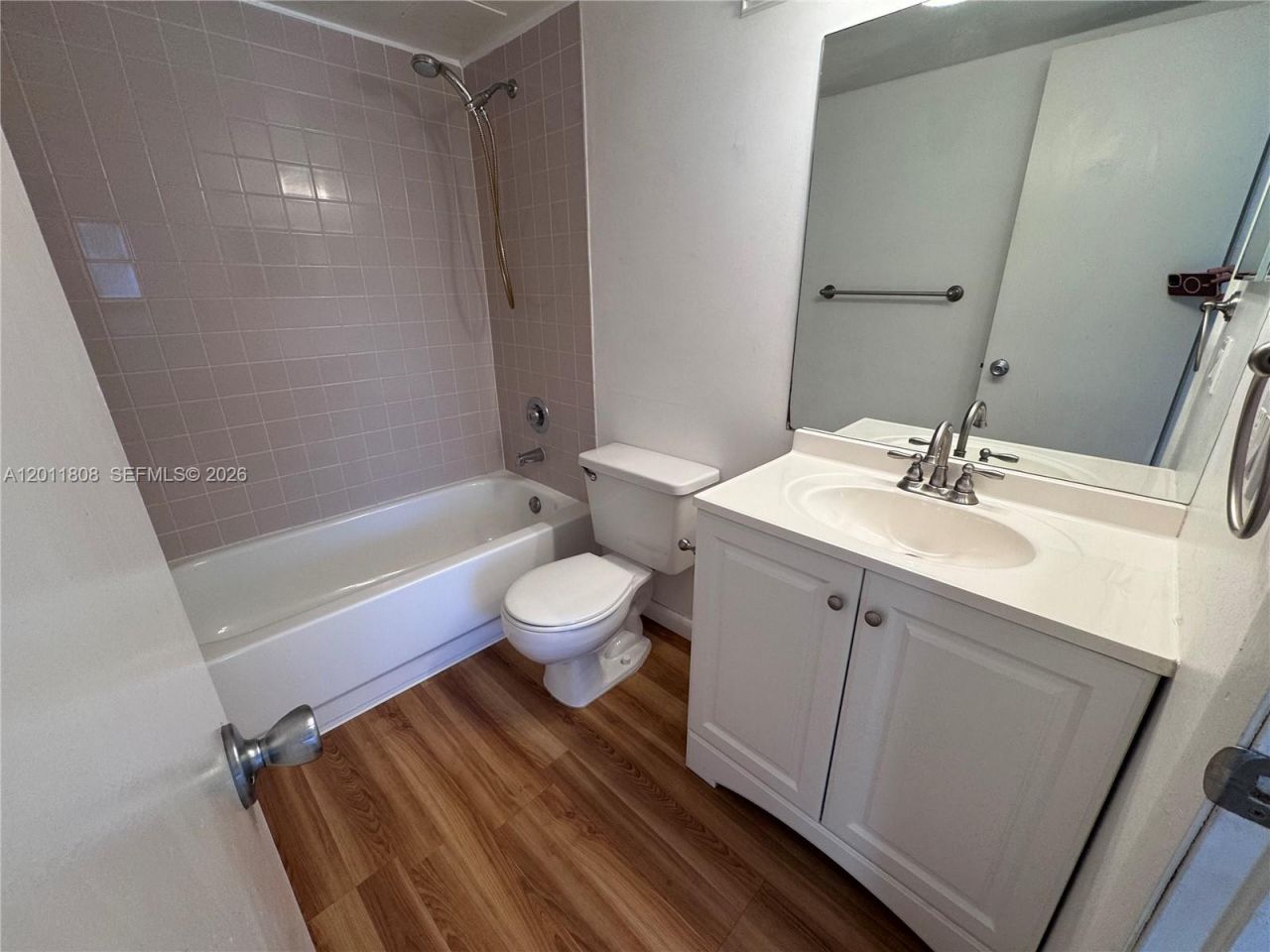 8240 SW 210th St , Unit 209, Cutler Bay, FL 33189 Photo