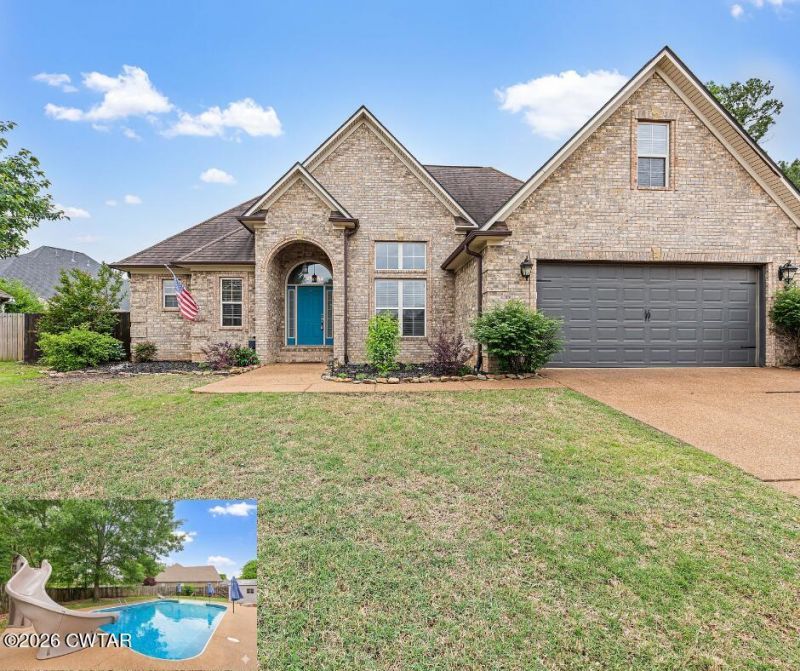 18 Amber Oaks Cove  Jackson, TN 38305