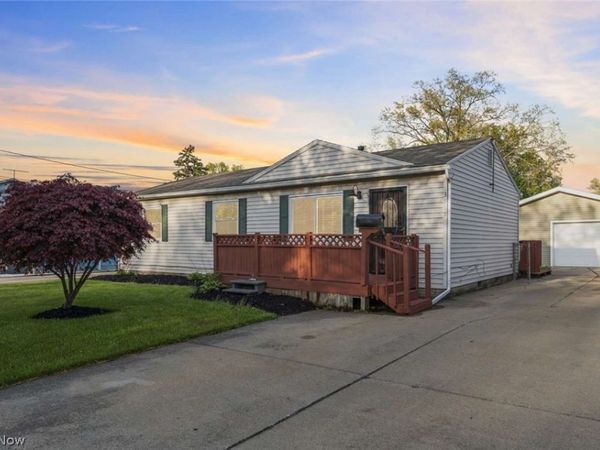 3917 Seneca Avenue , Lorain, OH 44055