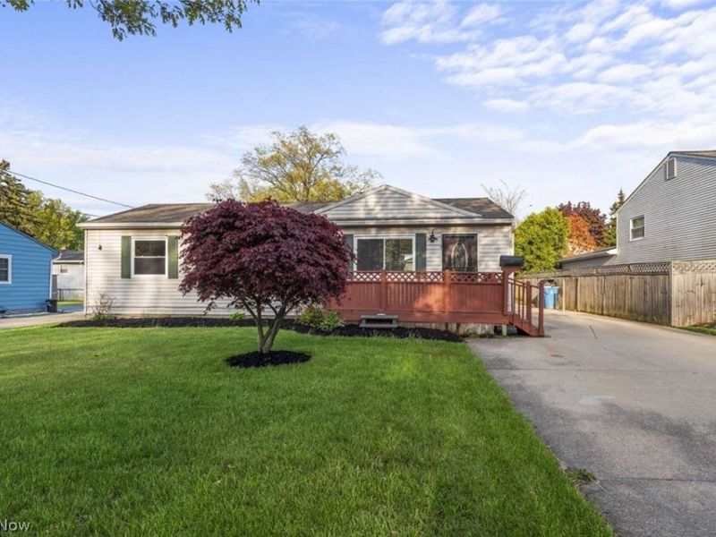 3917 Seneca Avenue, Lorain, OH 44055 Photo 2