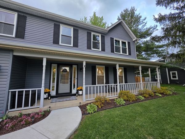 585 N Lyle Avenue , Elgin, IL 60123