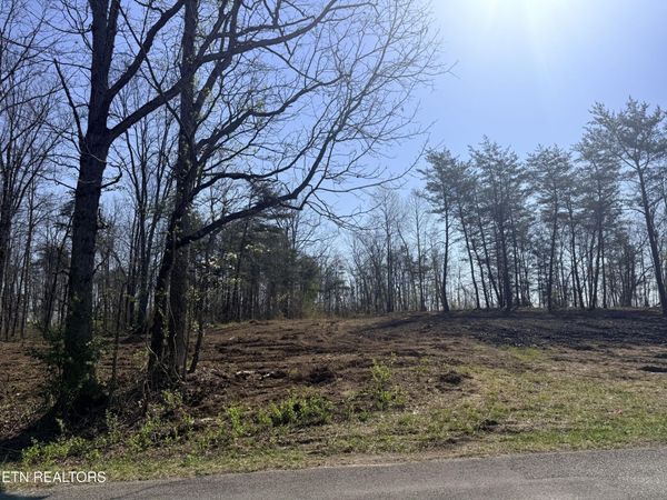 Claysville Rd, Crossville, TN 38571