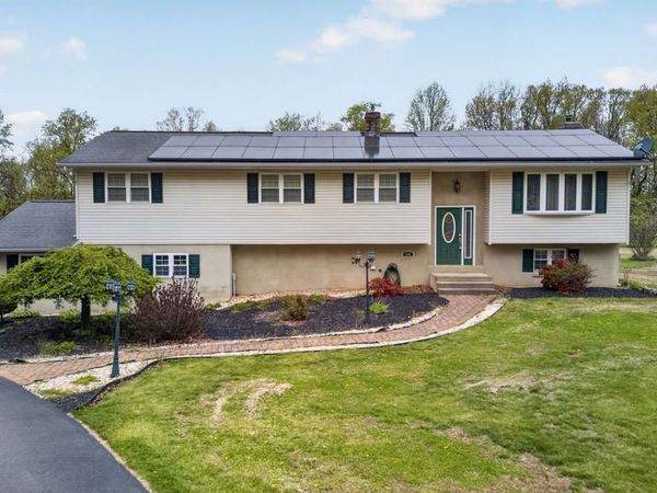 158 SAINT PETERS ROAD , MACUNGIE, PA 18062