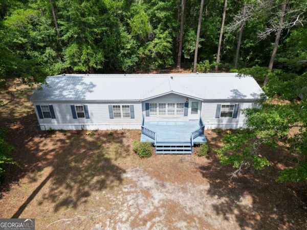102 Palmer Road NE, Ludowici, GA 31316