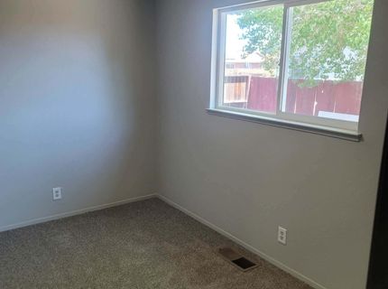 1281 W Newlands Drive, Fernley, NV 89408 Photo