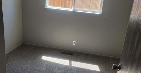 1281 W Newlands Drive, Fernley, NV 89408 Photo