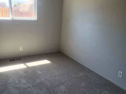 1281 W Newlands Drive, Fernley, NV 89408 Photo