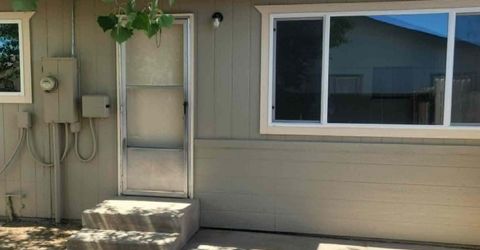 1281 W Newlands Drive, Fernley, NV 89408 Photo