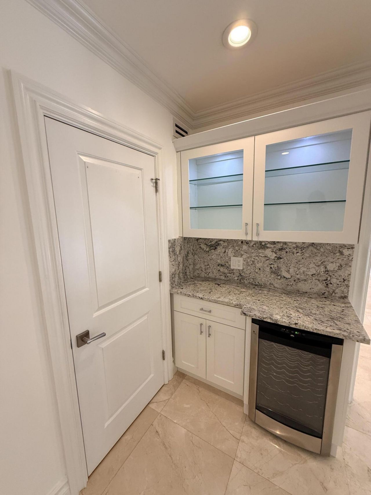 225 Everglade Avenue, Unit Villa 6, Palm Beach, FL 33480 Photo