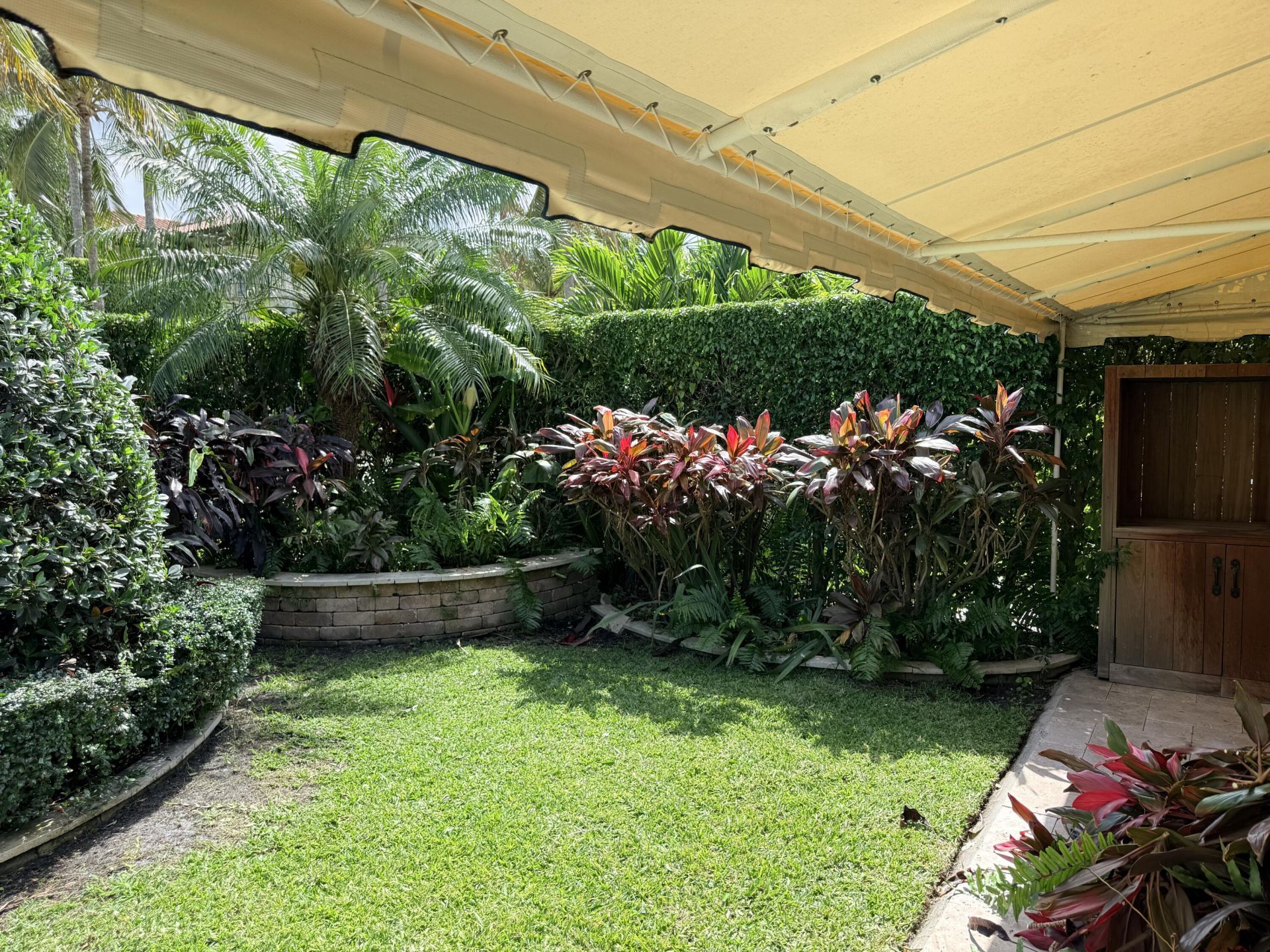 225 Everglade Avenue, Unit Villa 6, Palm Beach, FL 33480 Photo