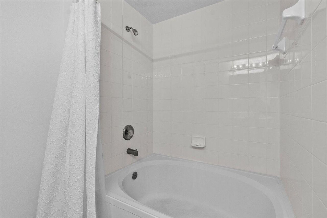 3020 Alcazar Place, Unit 308, Palm Beach Gardens, FL 33410 Photo