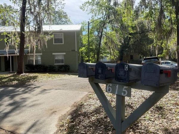 615 SW 11TH LANE, GAINESVILLE, FL 32601
