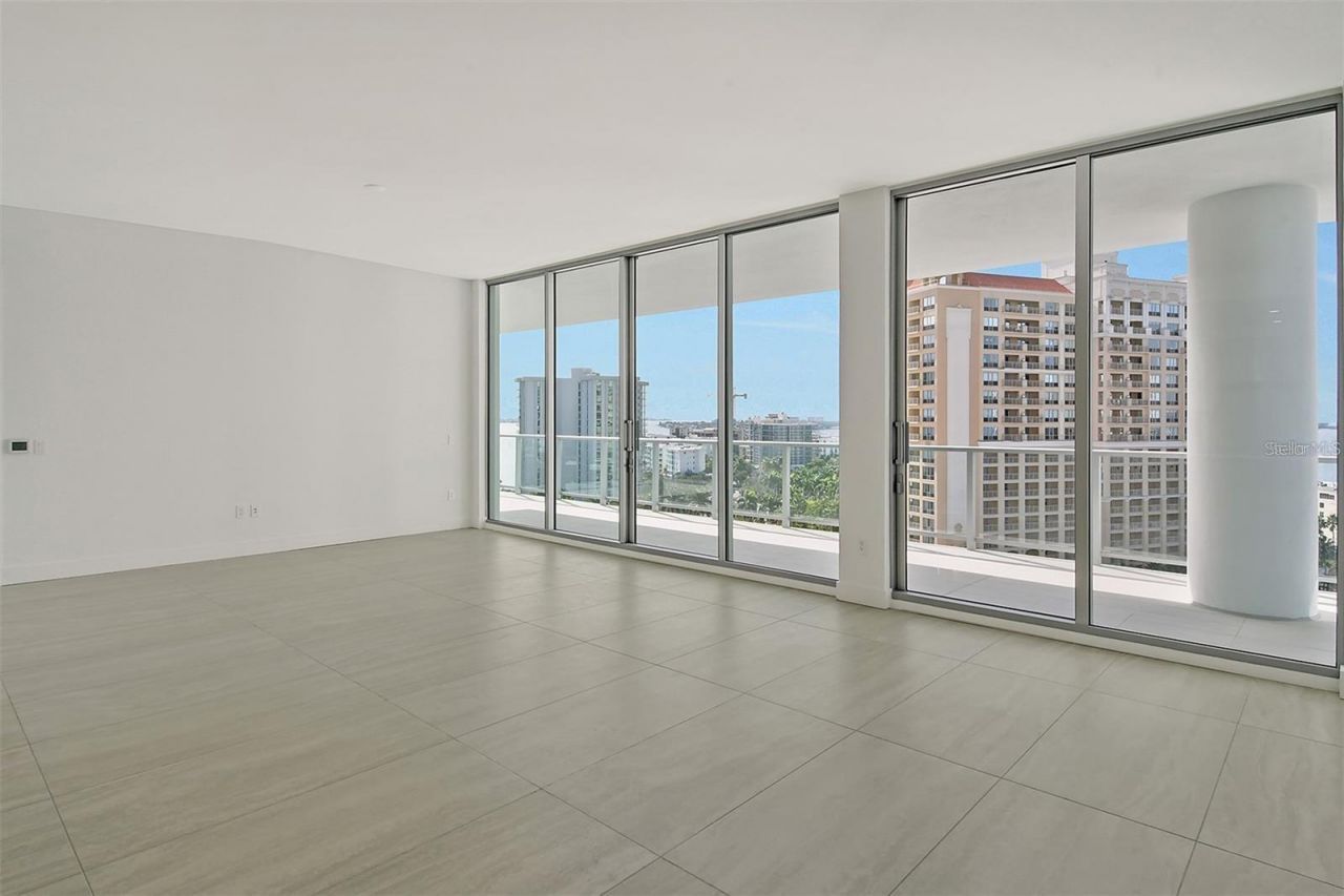 301 Quay Commons , Unit 1011, Sarasota, FL 34236 Photo