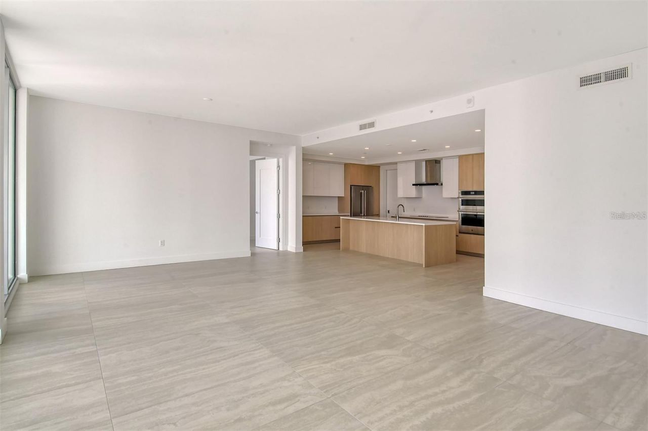 301 Quay Commons , Unit 1011, Sarasota, FL 34236 Photo