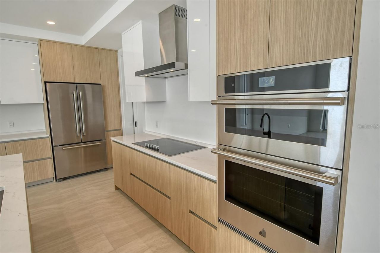 301 Quay Commons , Unit 1011, Sarasota, FL 34236 Photo
