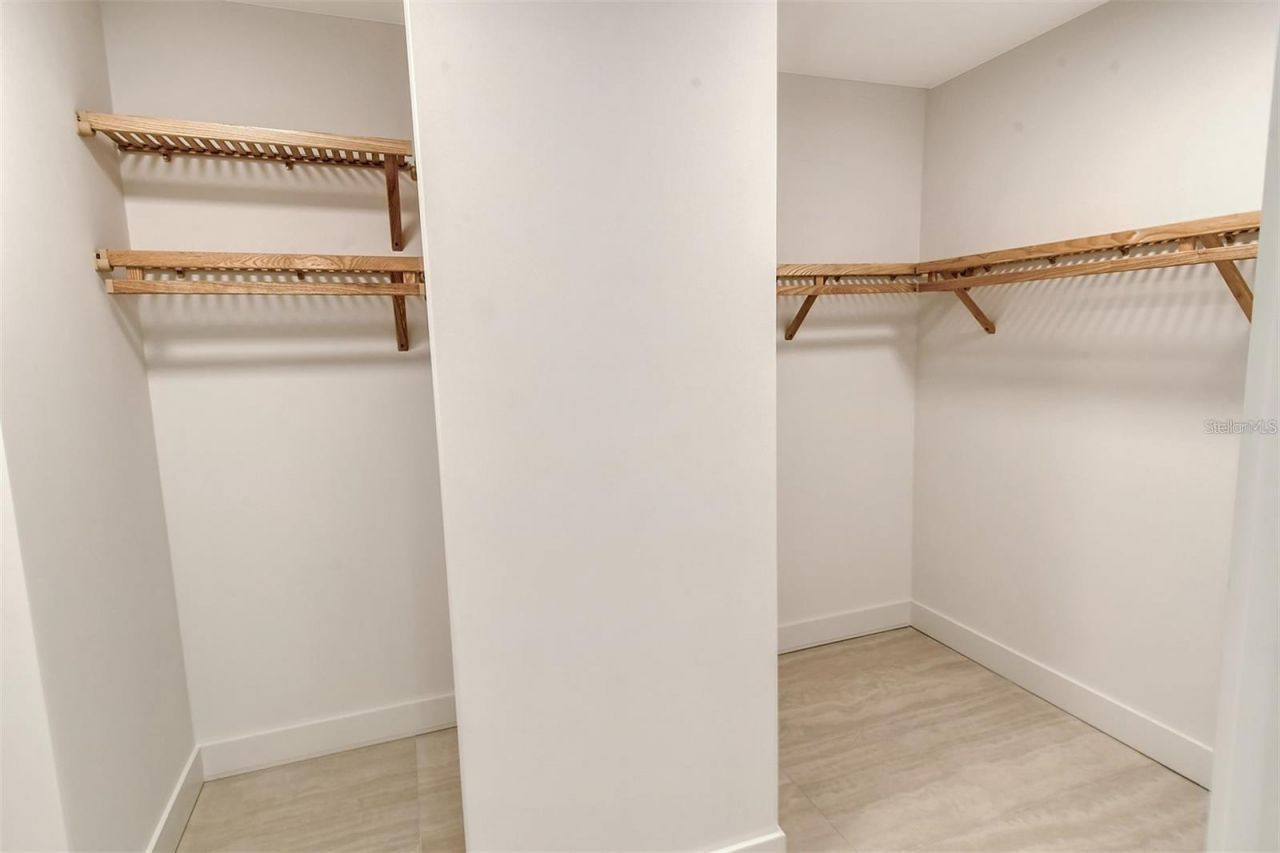 301 Quay Commons , Unit 1011, Sarasota, FL 34236 Photo