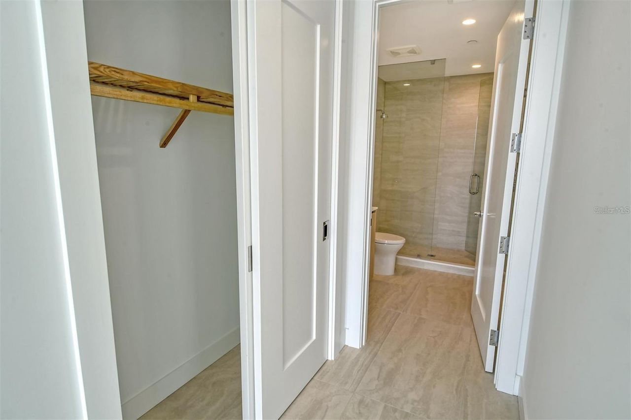 301 Quay Commons , Unit 1011, Sarasota, FL 34236 Photo