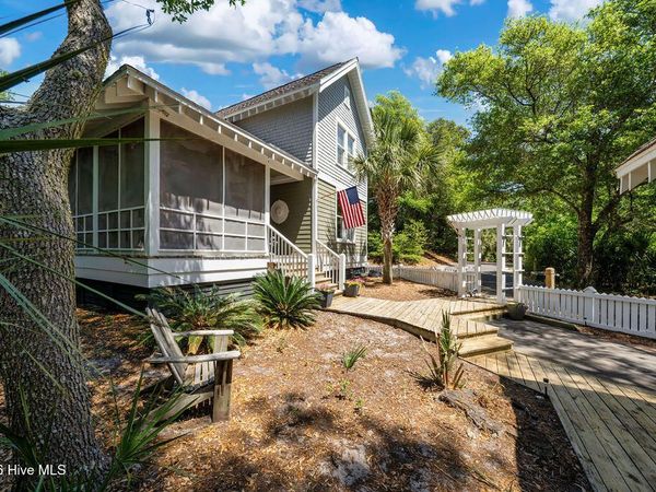 5 Grove Court, Bald Head Island, NC 28461