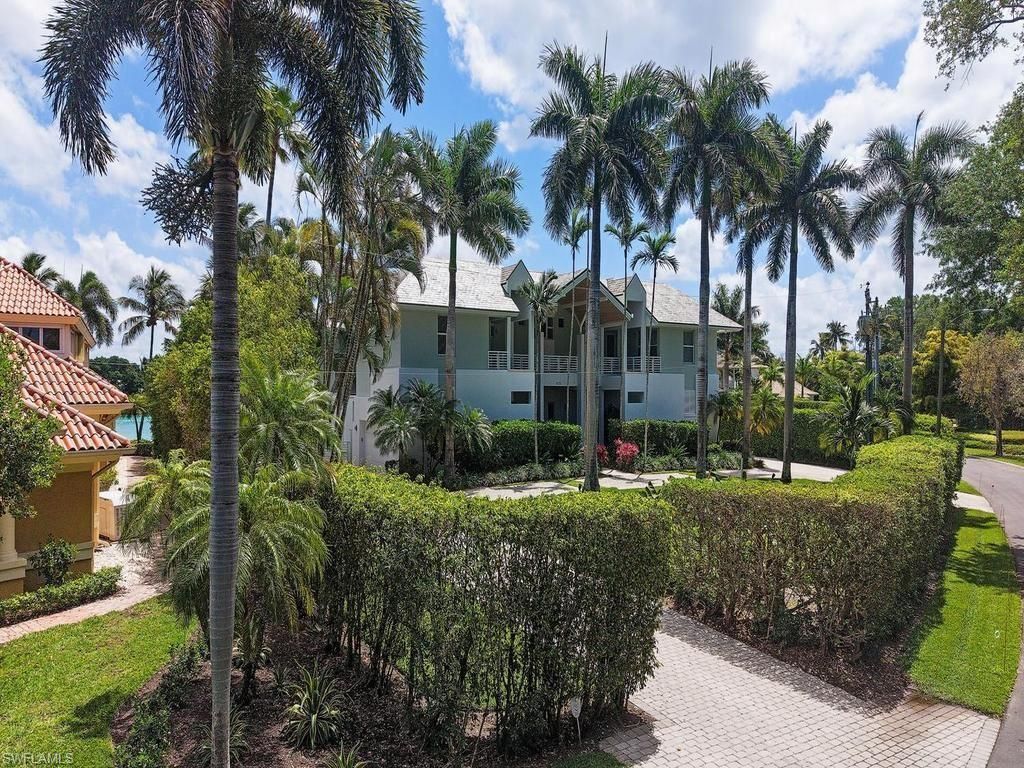 4253 Cutlass Ln , Naples, FL 34102 Photo