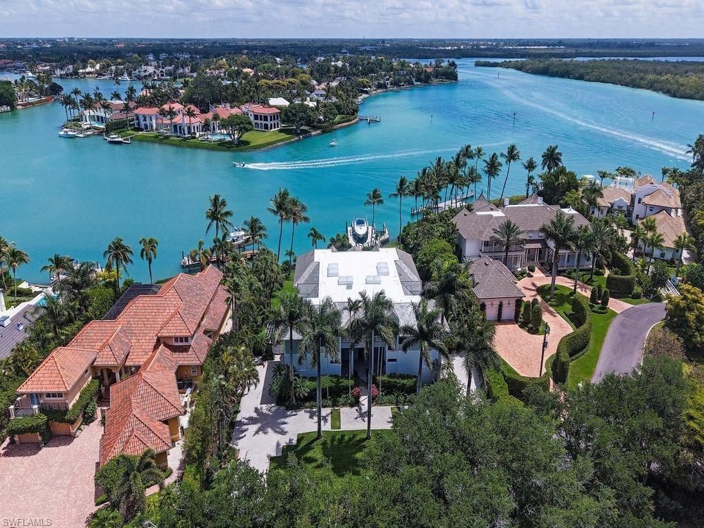 4253 Cutlass Ln , Naples, FL 34102 Photo