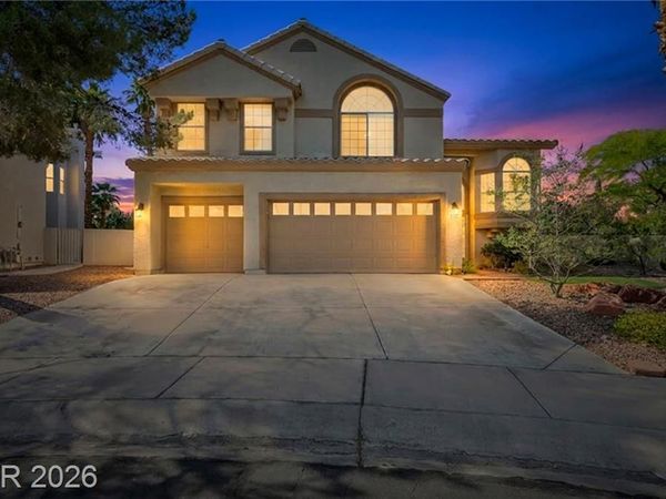 1300 Sun Copper Drive , Las Vegas, NV 89117