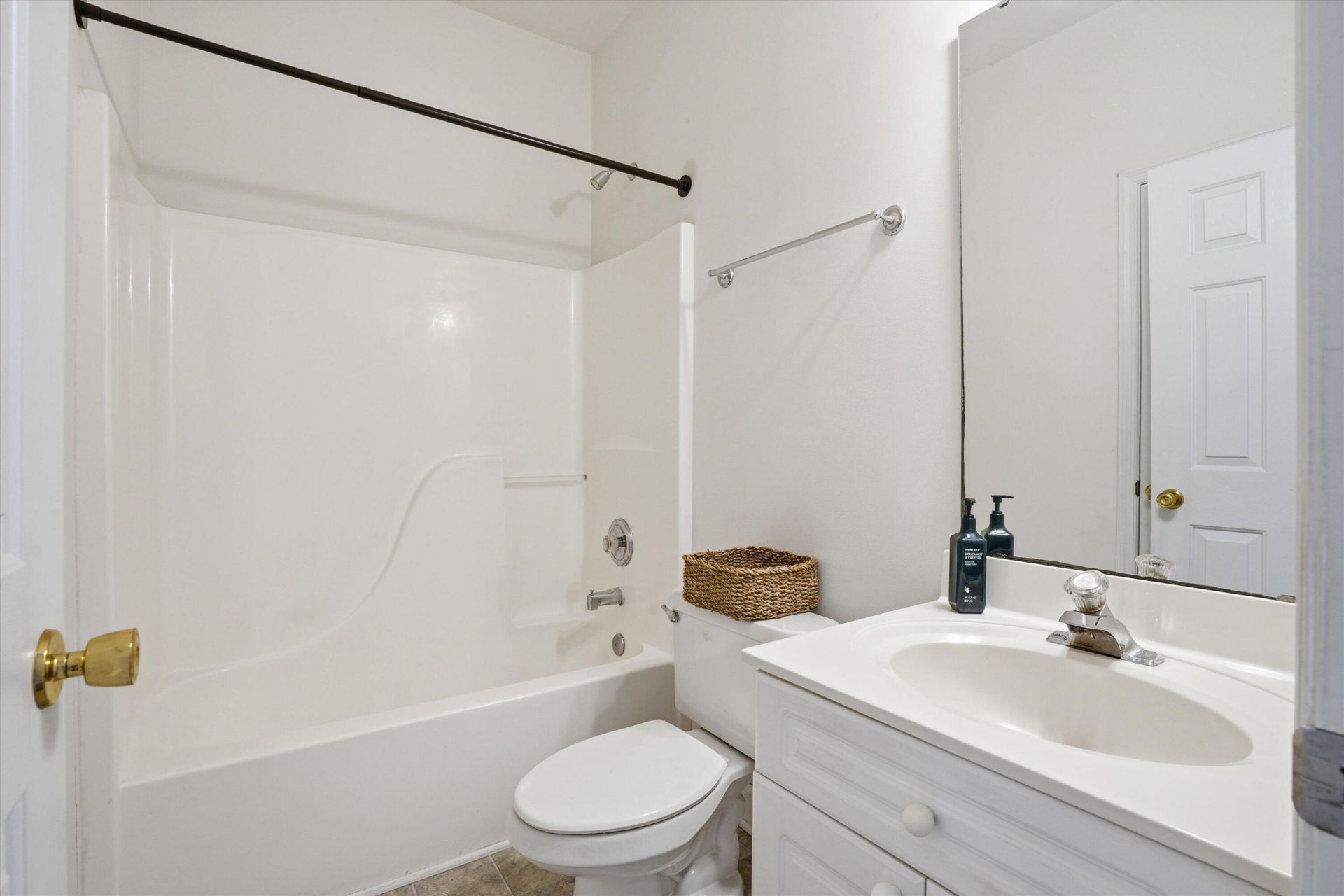 2779 Waterpointe Circle Photo 15