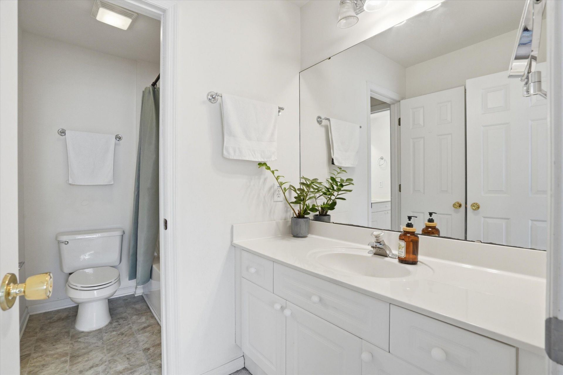 2779 Waterpointe Circle Photo 18