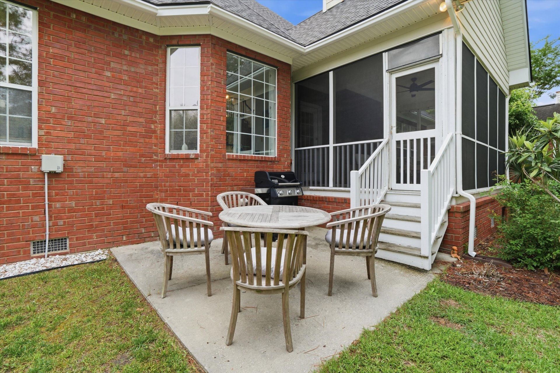 2779 Waterpointe Circle Photo 25
