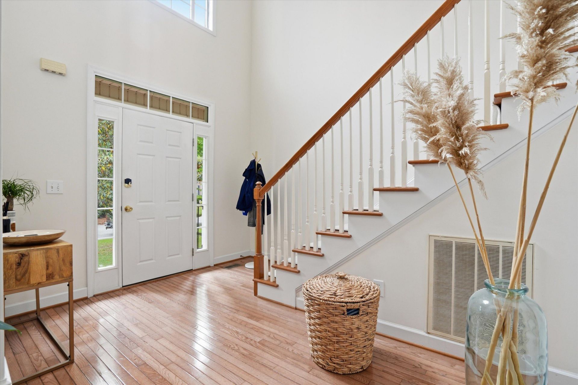 2779 Waterpointe Circle Photo 5