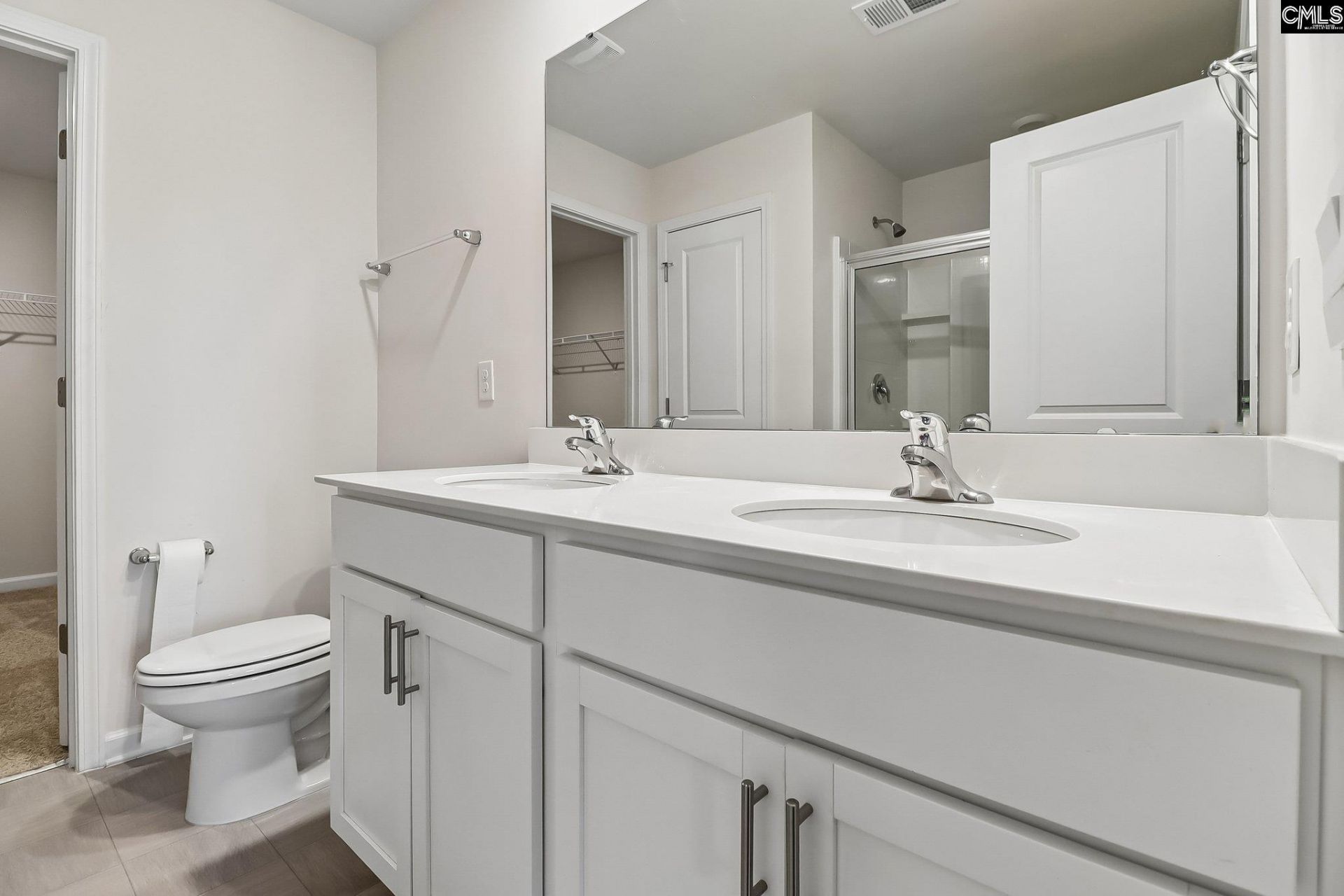2447 Newberry Landing Circle Photo 16