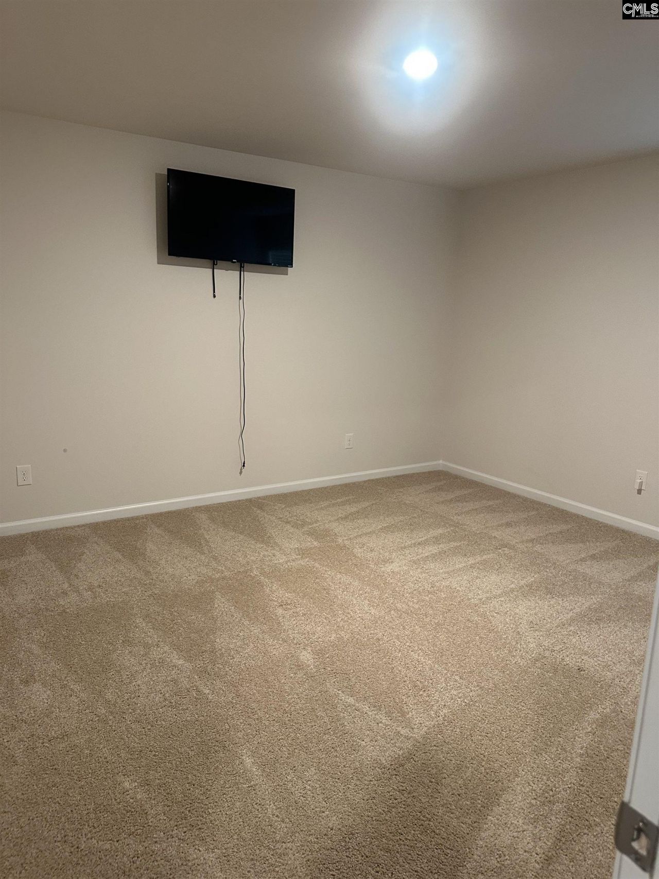 2447 Newberry Landing Circle  Photo 19