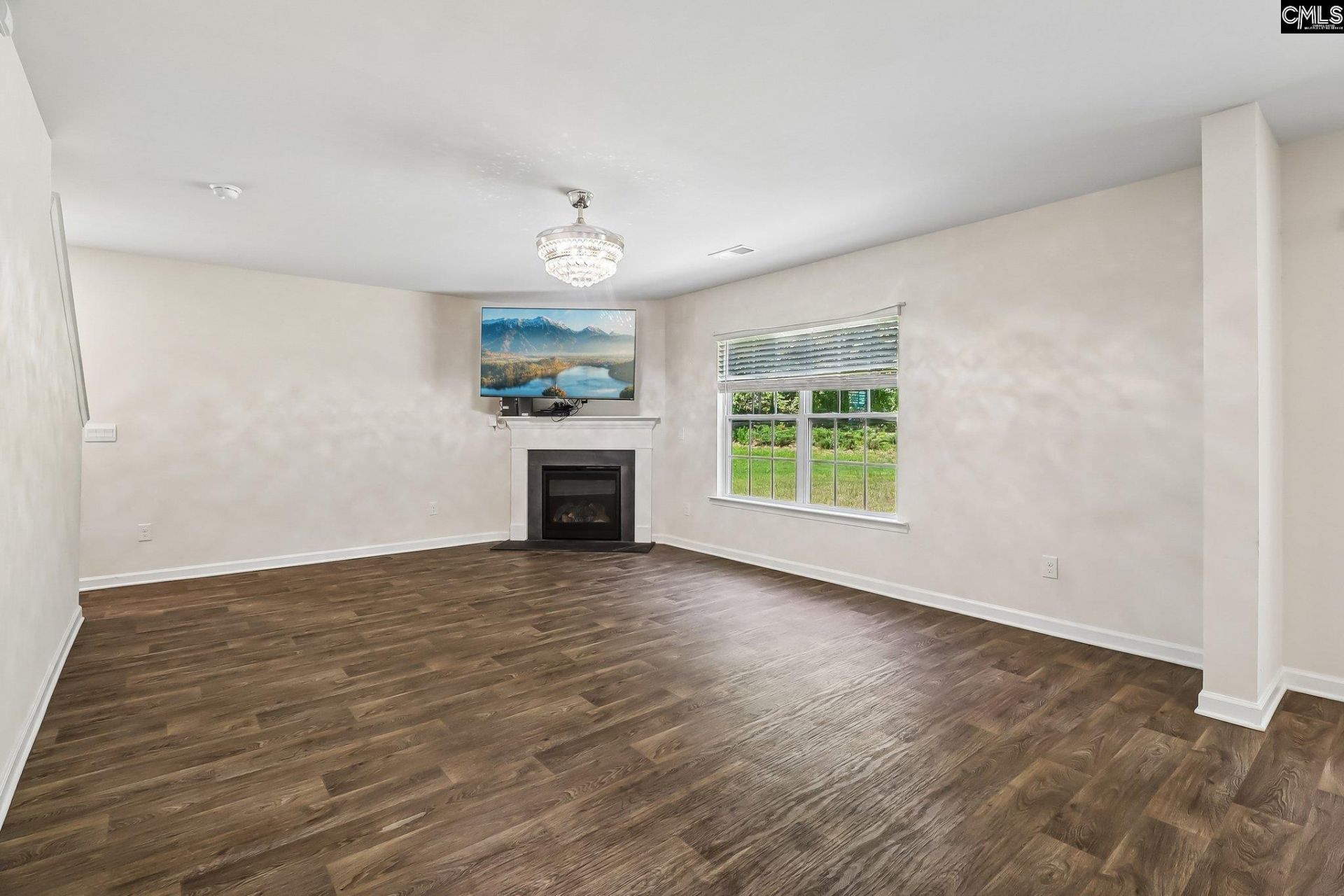 2447 Newberry Landing Circle Photo 8