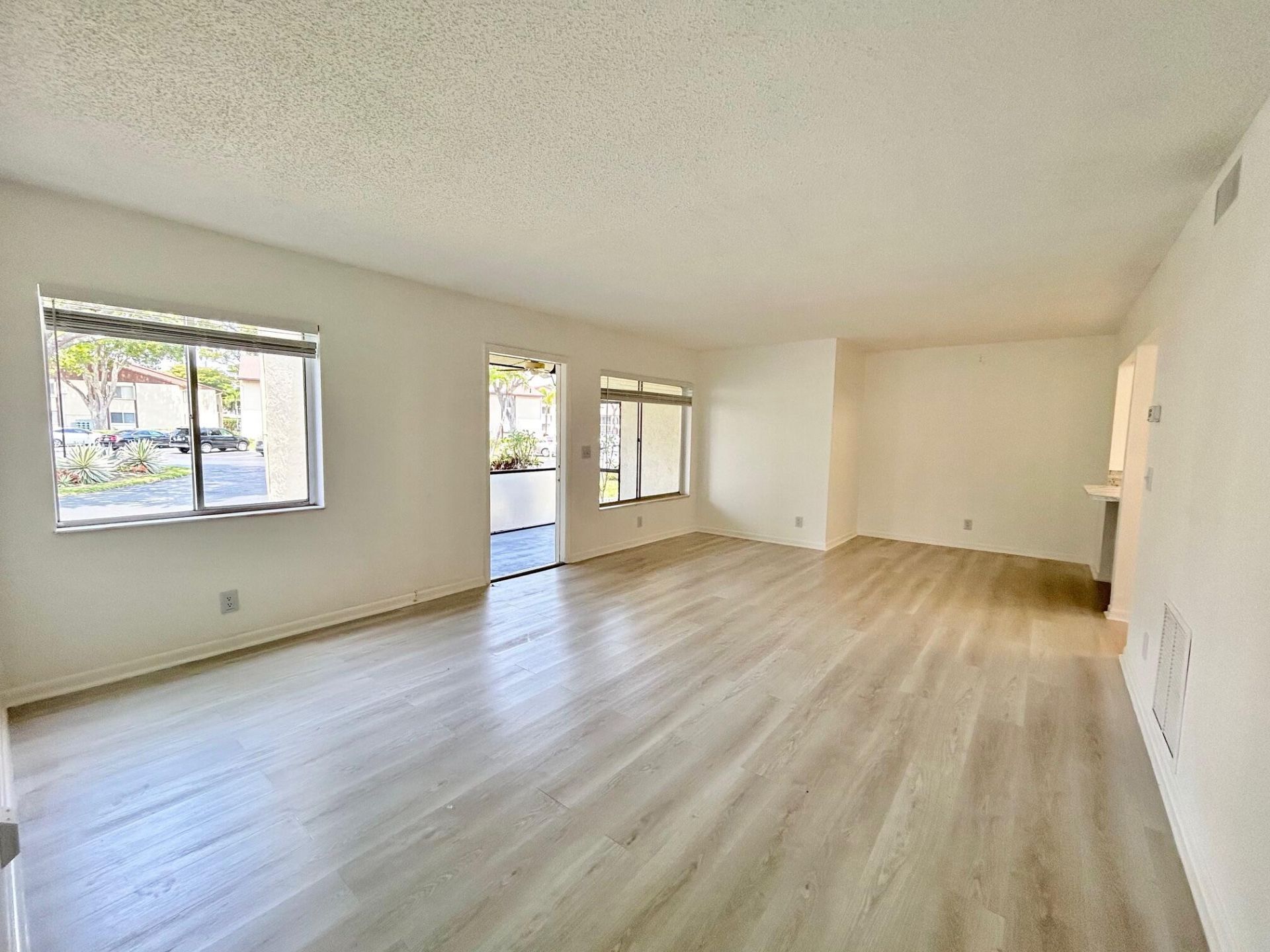 102 Lake Pine Circle, Unit D-1, Greenacres, FL 33463 Photo