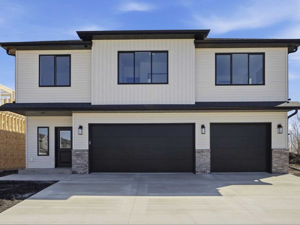 973 61st Avenue W, West Fargo, ND 58078