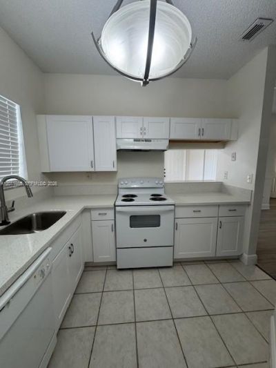 2391 NW 96th Ter, Unit 19P, Pembroke Pines, FL 33024 Photo