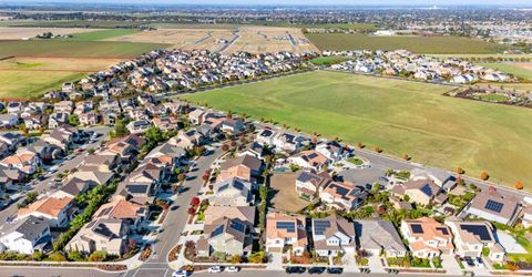2371 Rio Grande Dr, Tracy, CA 95377 Photo