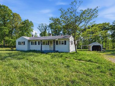 6231 Marysville Road, Gladys, VA 24554