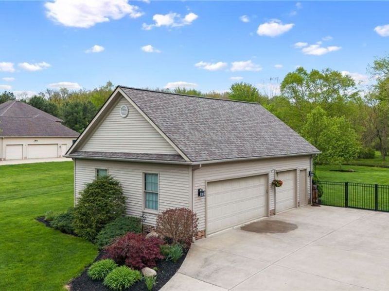5180 Cheyney Lane, Brunswick Hills, OH 44212 Photo 43