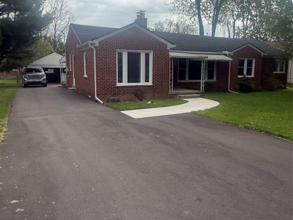25626 Dunbar Street, Southfield, MI 48033