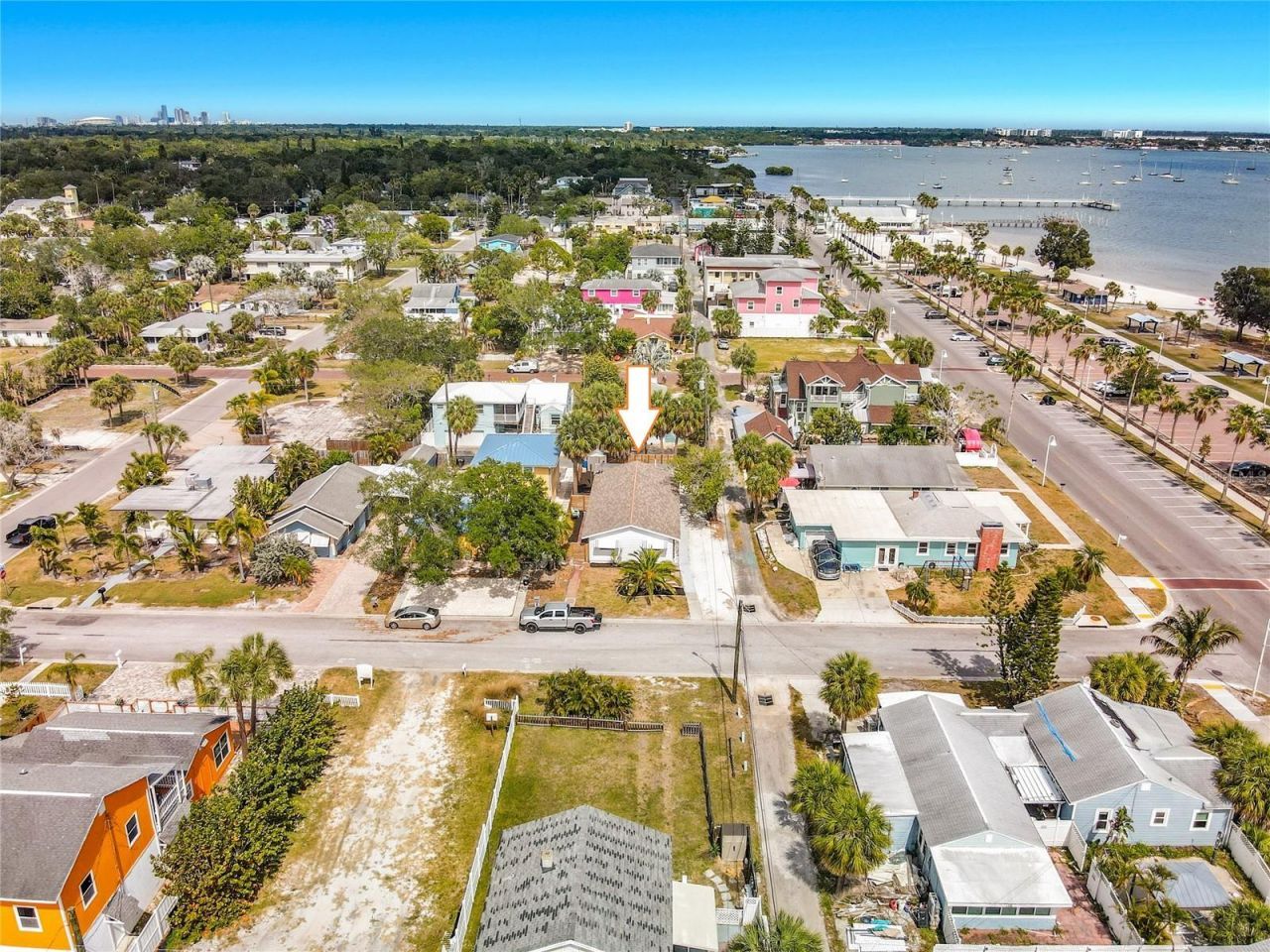 3120 Dupont Street S, Gulfport, FL 33707 Main Photo