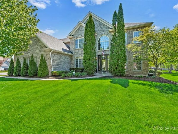 2400 Wyeth Drive, West Chicago, IL 60185