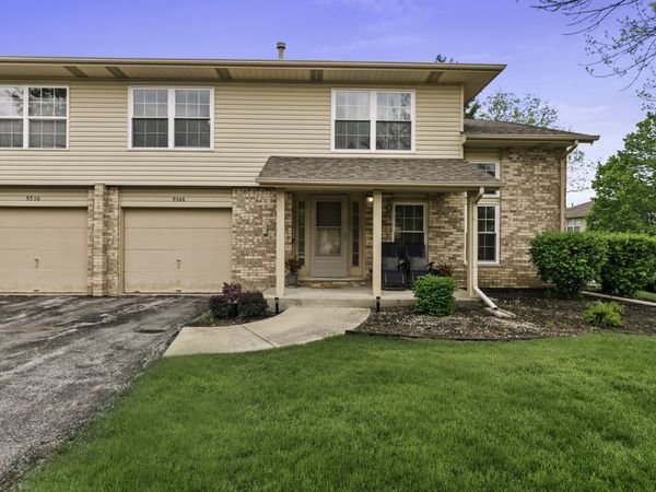 9348 Meadowview Drive, Orland Hills, IL 60487