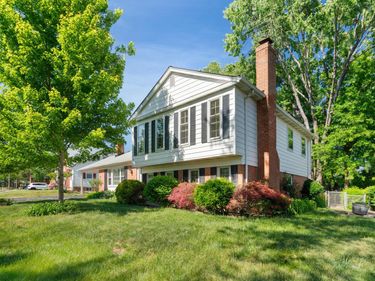 5716 GLAMIS DRIVE, ALEXANDRIA, VA 22315