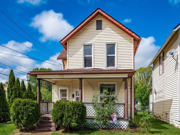 214 W Shields Street , Newark, OH 43055