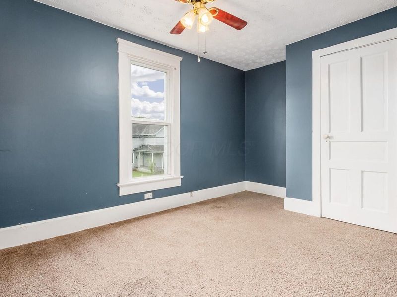 214 W Shields Street , Newark, OH 43055 Photo 14