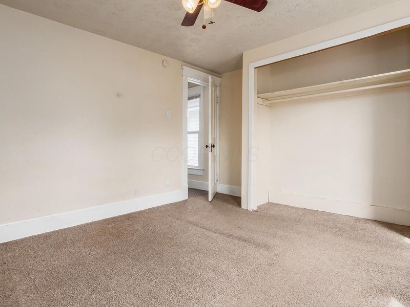 214 W Shields Street , Newark, OH 43055 Photo 18